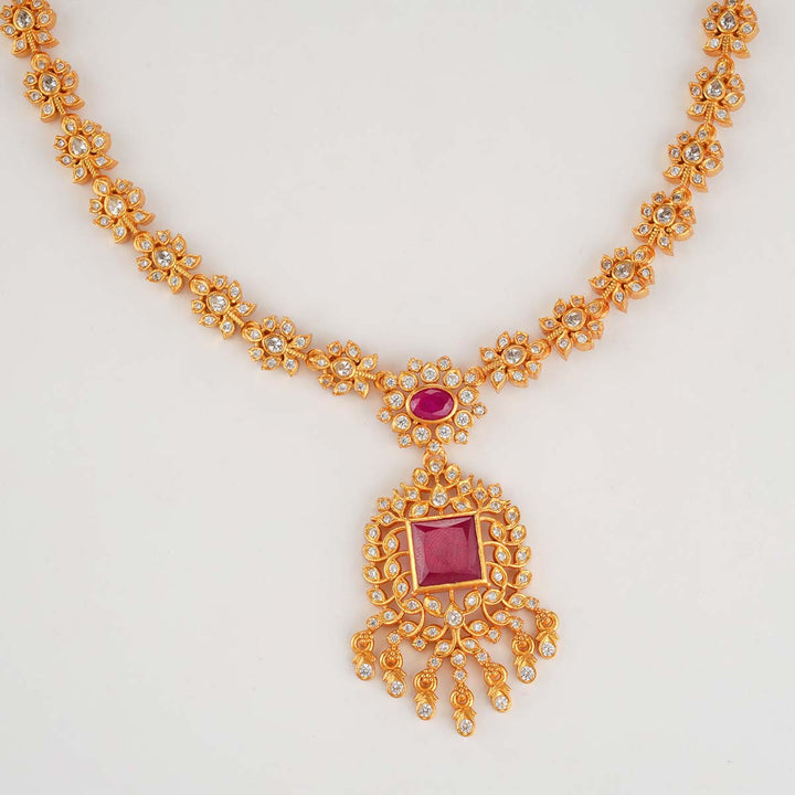 Fabina Short Necklace