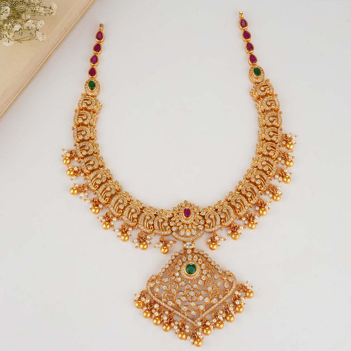 Deksha Short Necklace