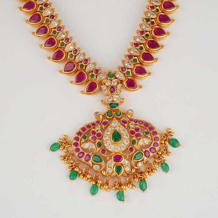 Charika Short Necklace
