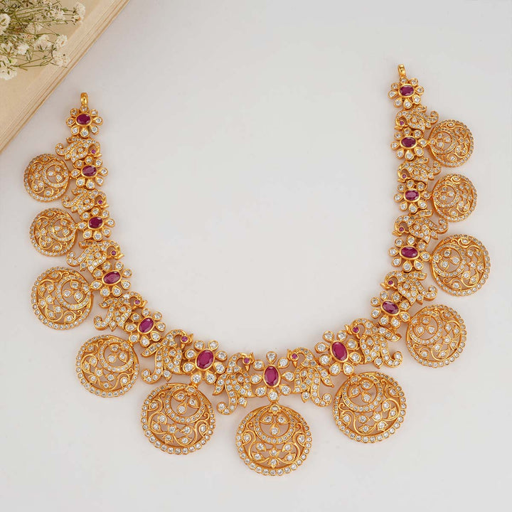 Fariya Short Necklace