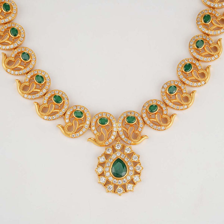 Sarika Short Necklace