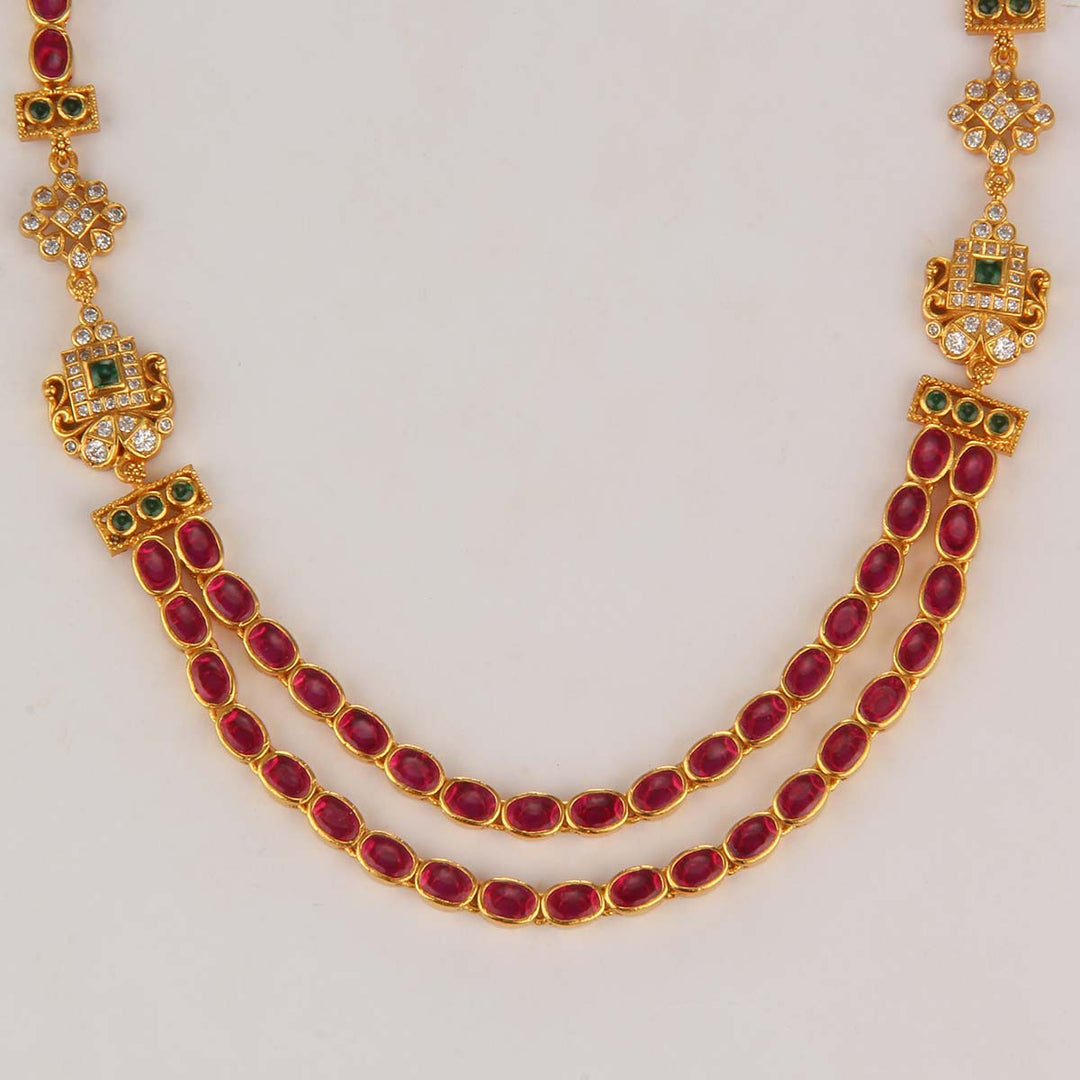 Priyanka Short Necklace