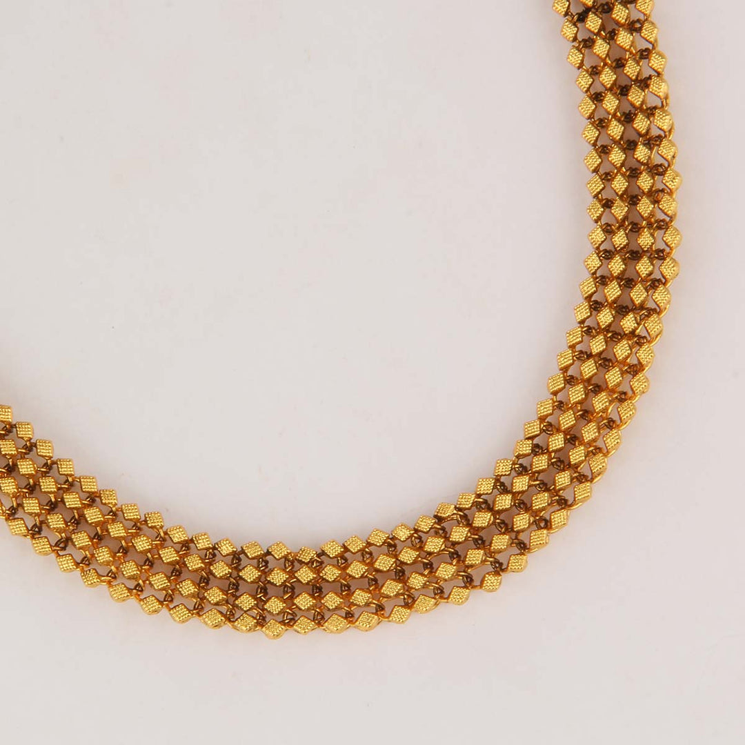 Classy Nagas Chocker