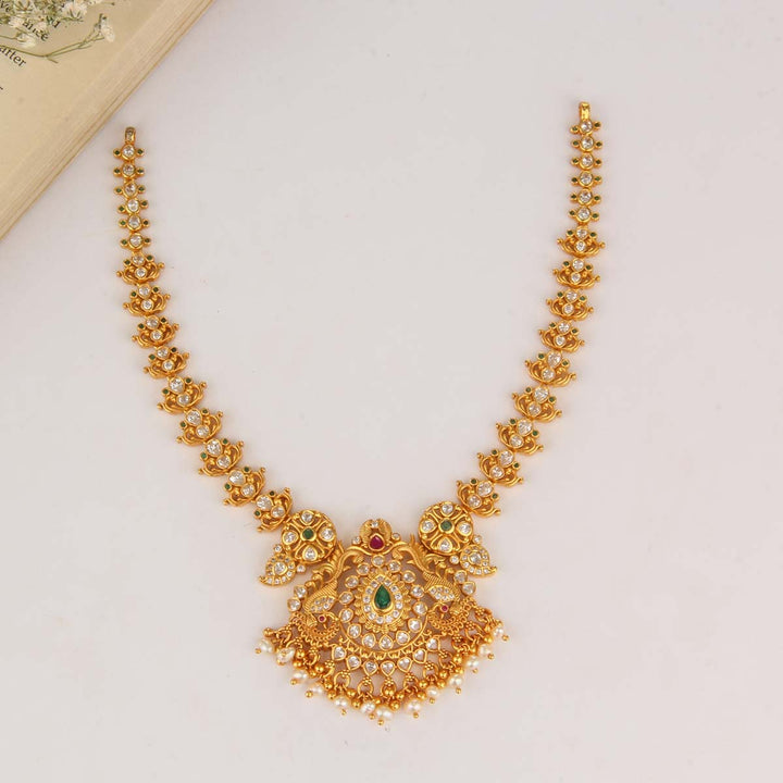 Sakshi Short Necklace