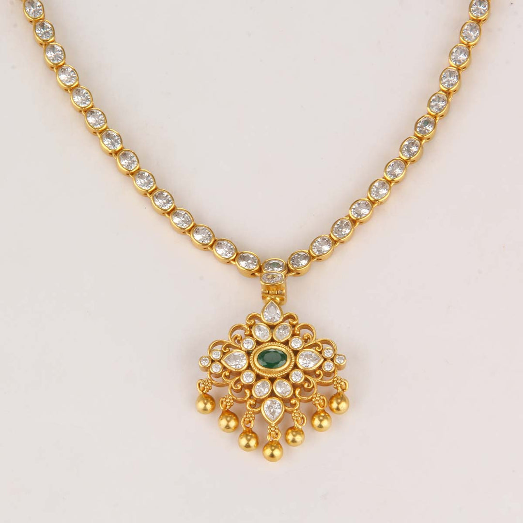 Dipti Reversible Short Necklace
