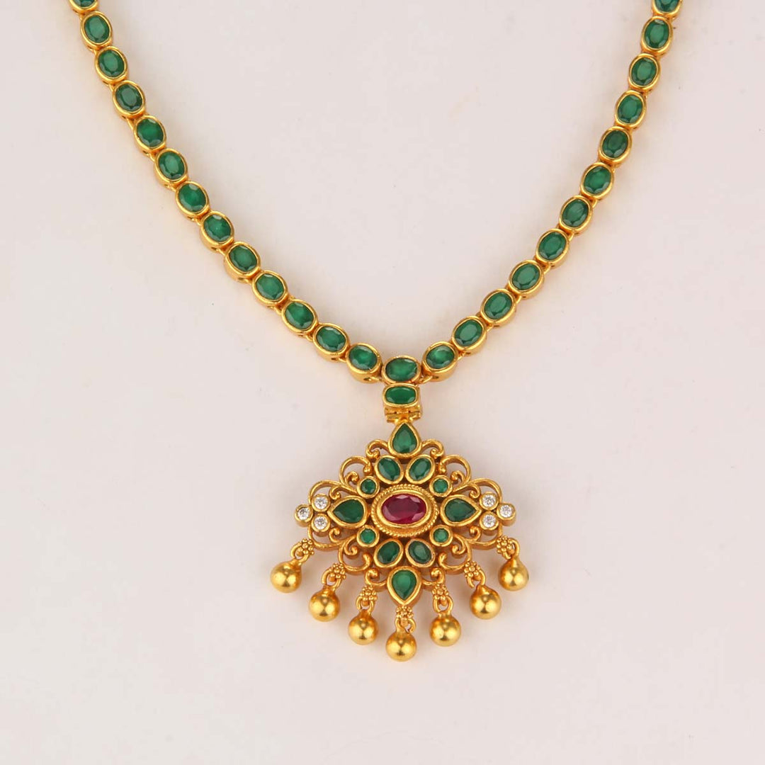 Dipti Reversible Short Necklace