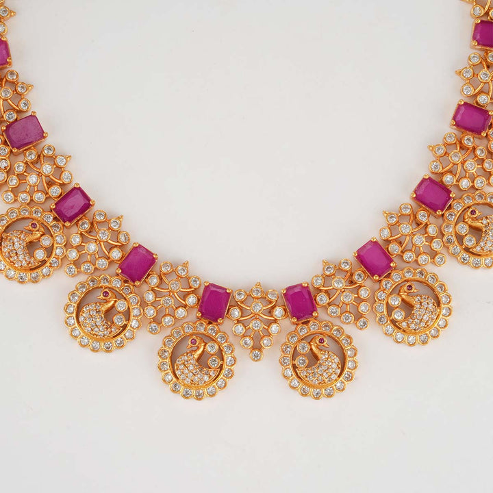 Aarvi Short Necklace