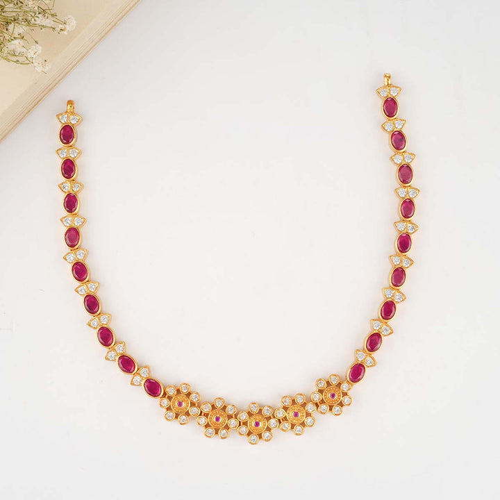 Shriya Short Necklace