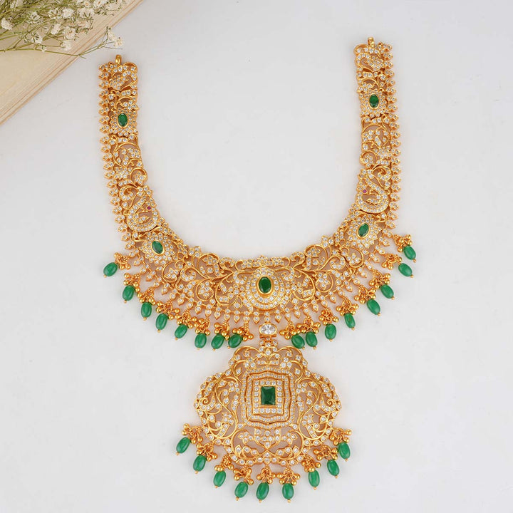 Dhaksha Short Necklace