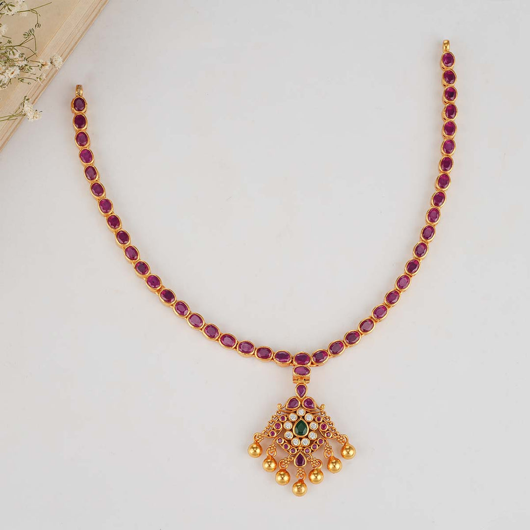 Pavithra Reversible Short Necklace