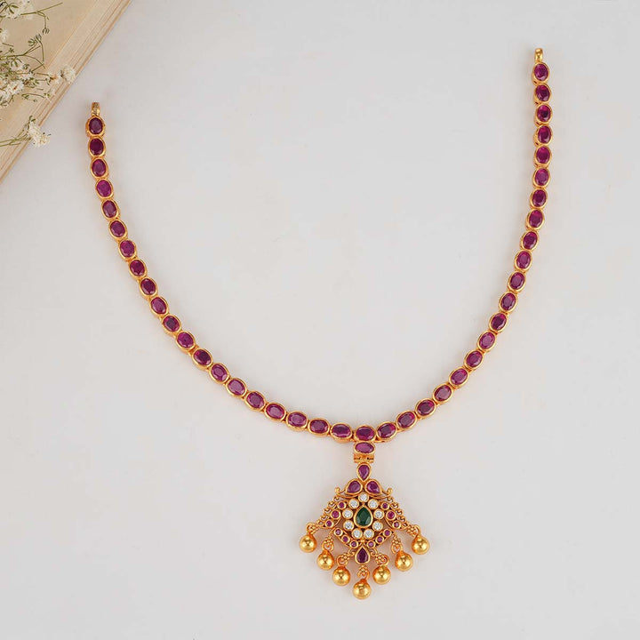 Pavithra Reversible Short Necklace