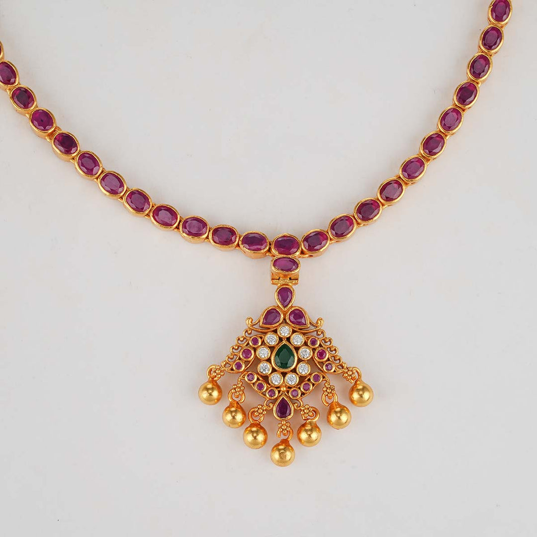 Pavithra Reversible Short Necklace
