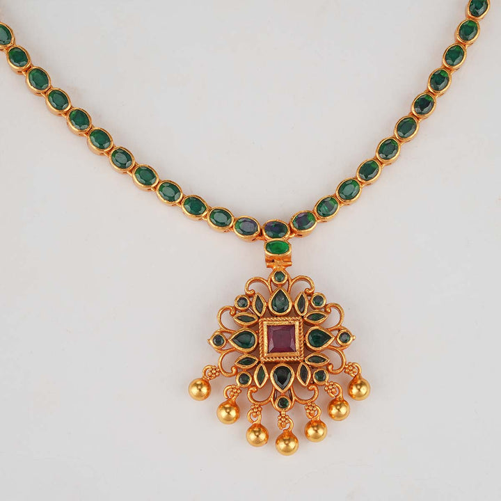 Anushka Reversible Short Necklace