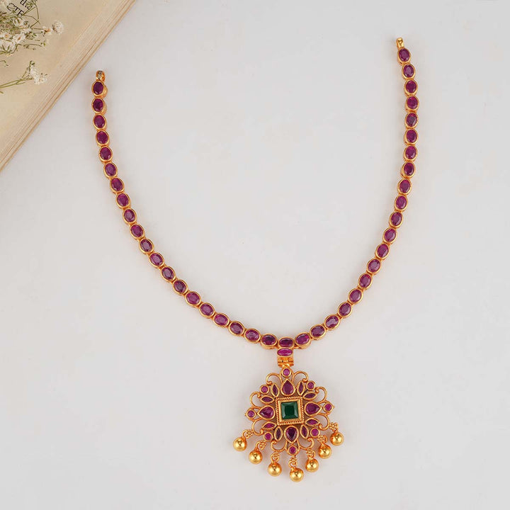 Anushka Reversible Short Necklace