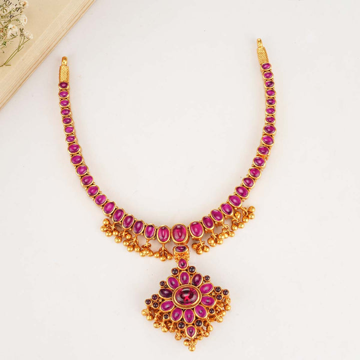 Unique Reversible Short Necklace