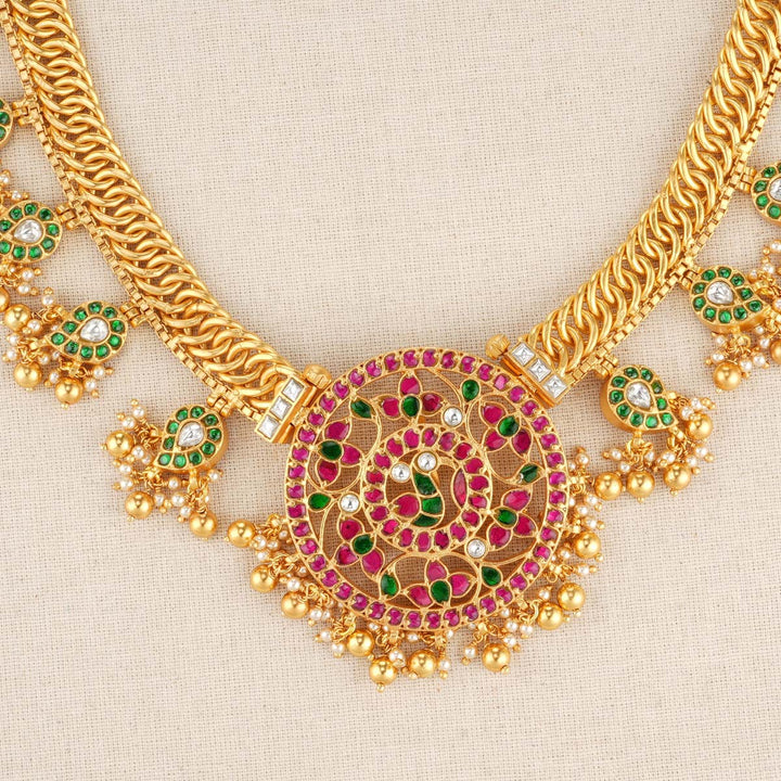 Beautiful Reversible Kundan Short Necklace