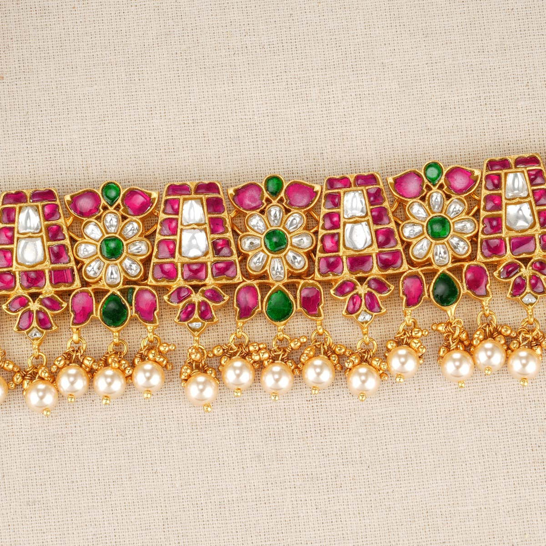 Mahisha Kundan Choker