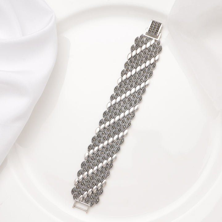 Attractive Men's Bracelet