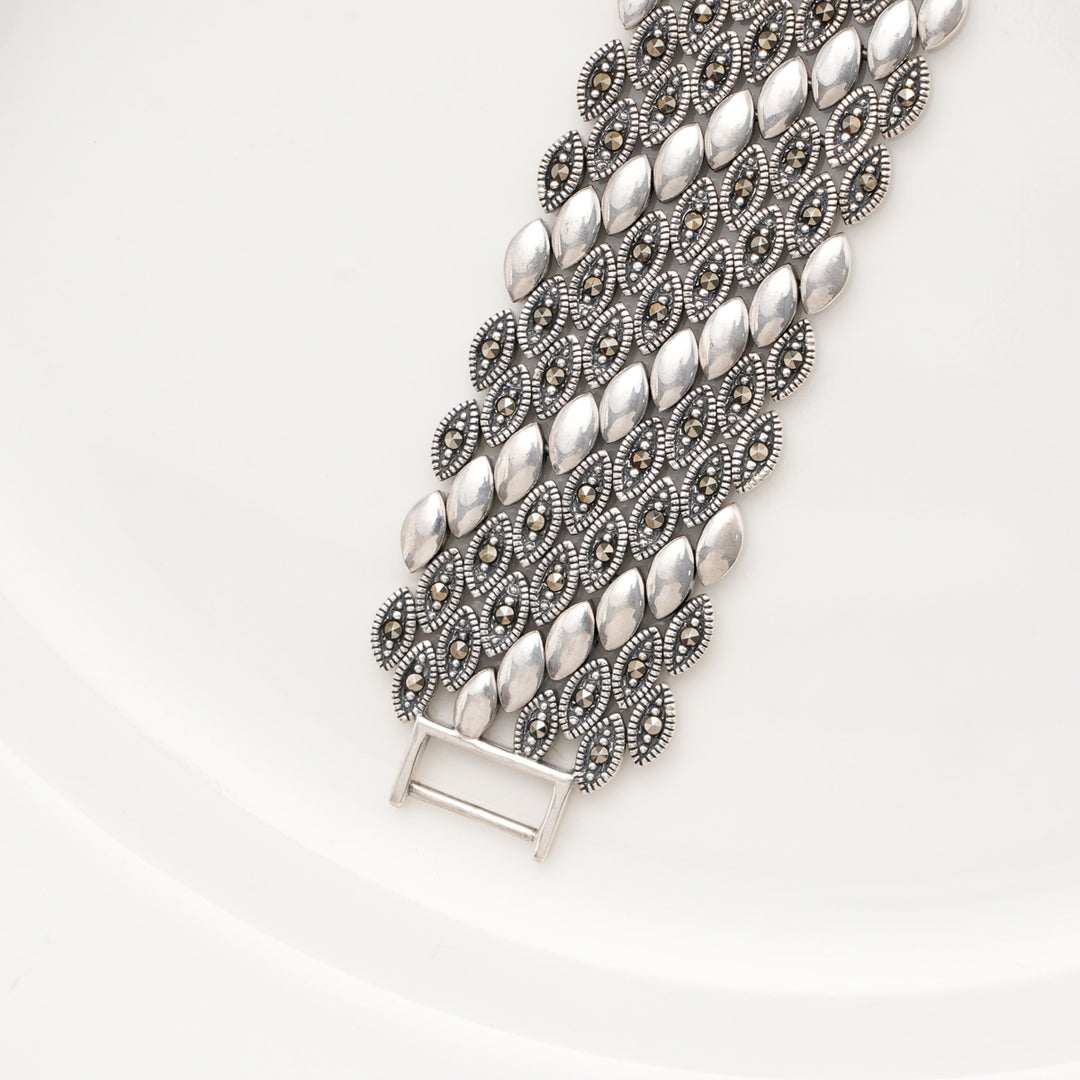 Attractive Men's Bracelet