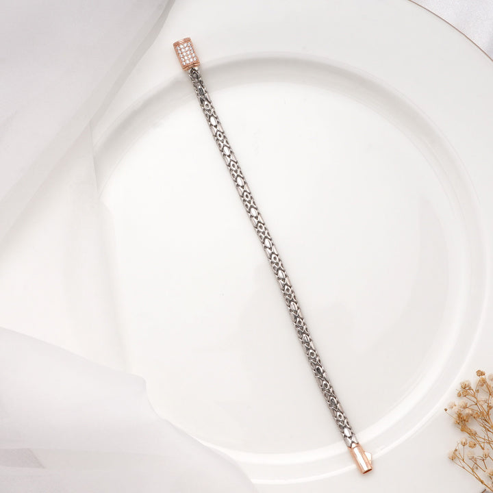 Close design Men's Bracelet