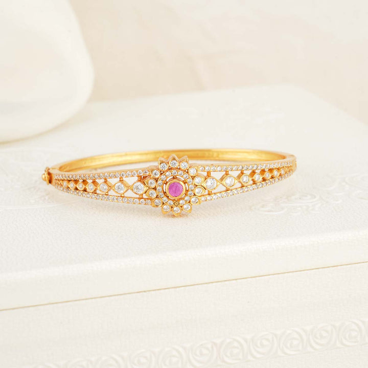 Shinning Stone Bracelet