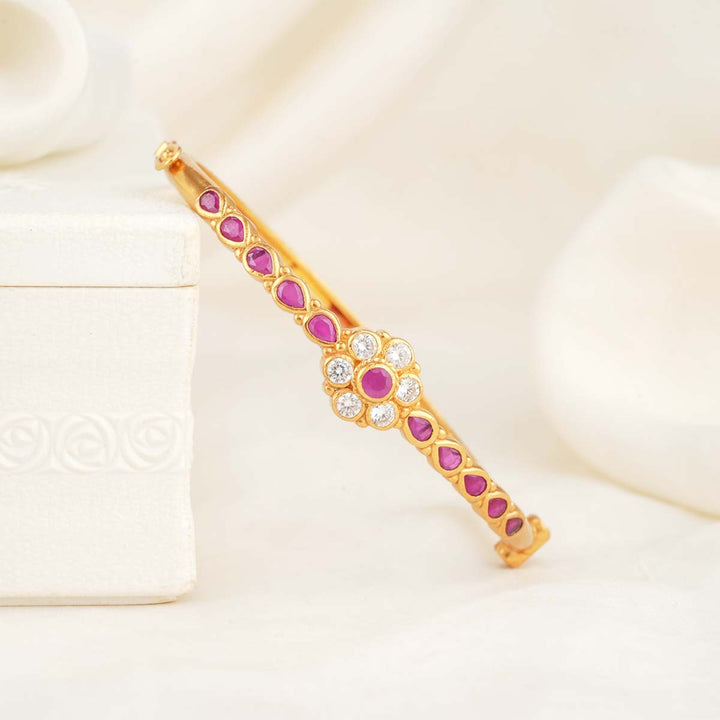 Impressive Stone Bracelet