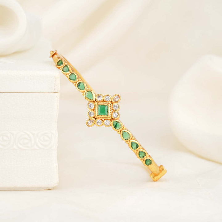 Iswari Stone Bracelet