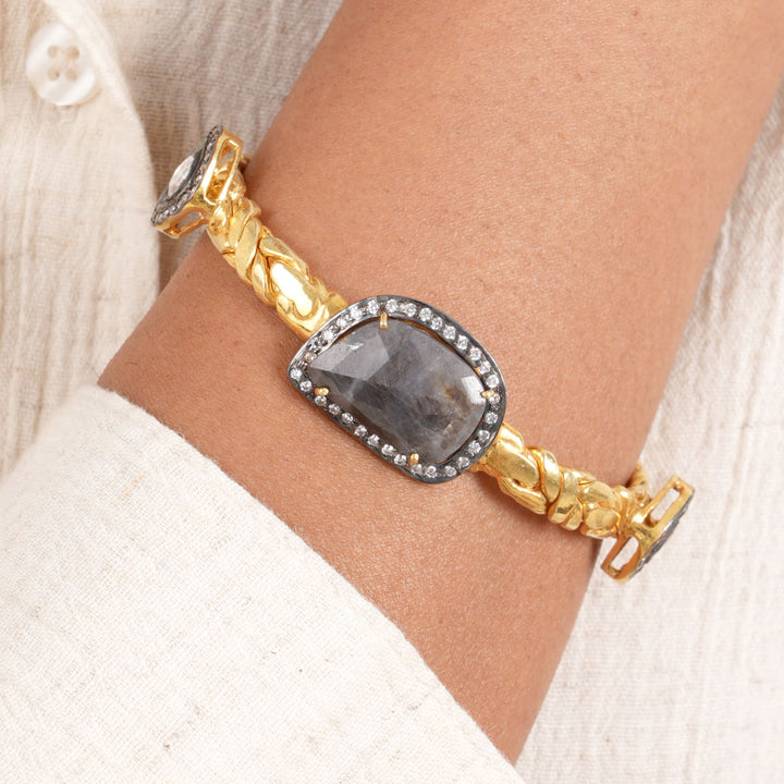 Bindhusri Bracelet