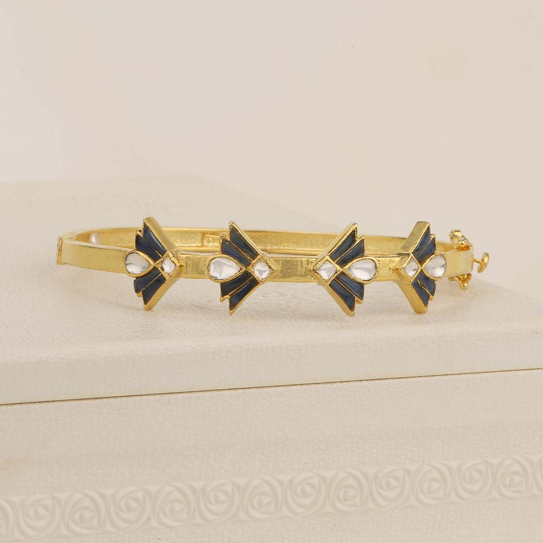 Trendy Look Kundan Bracelet