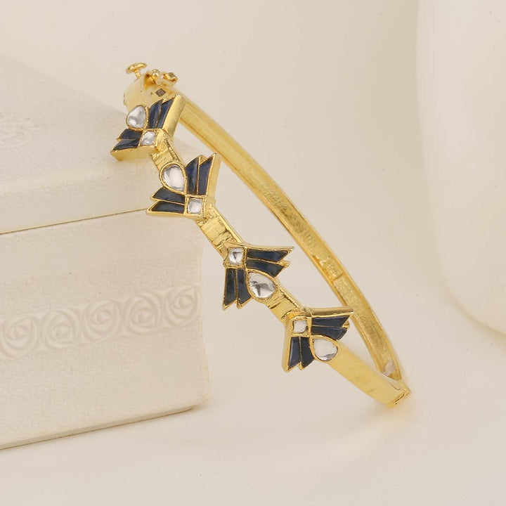 Trendy Look Kundan Bracelet