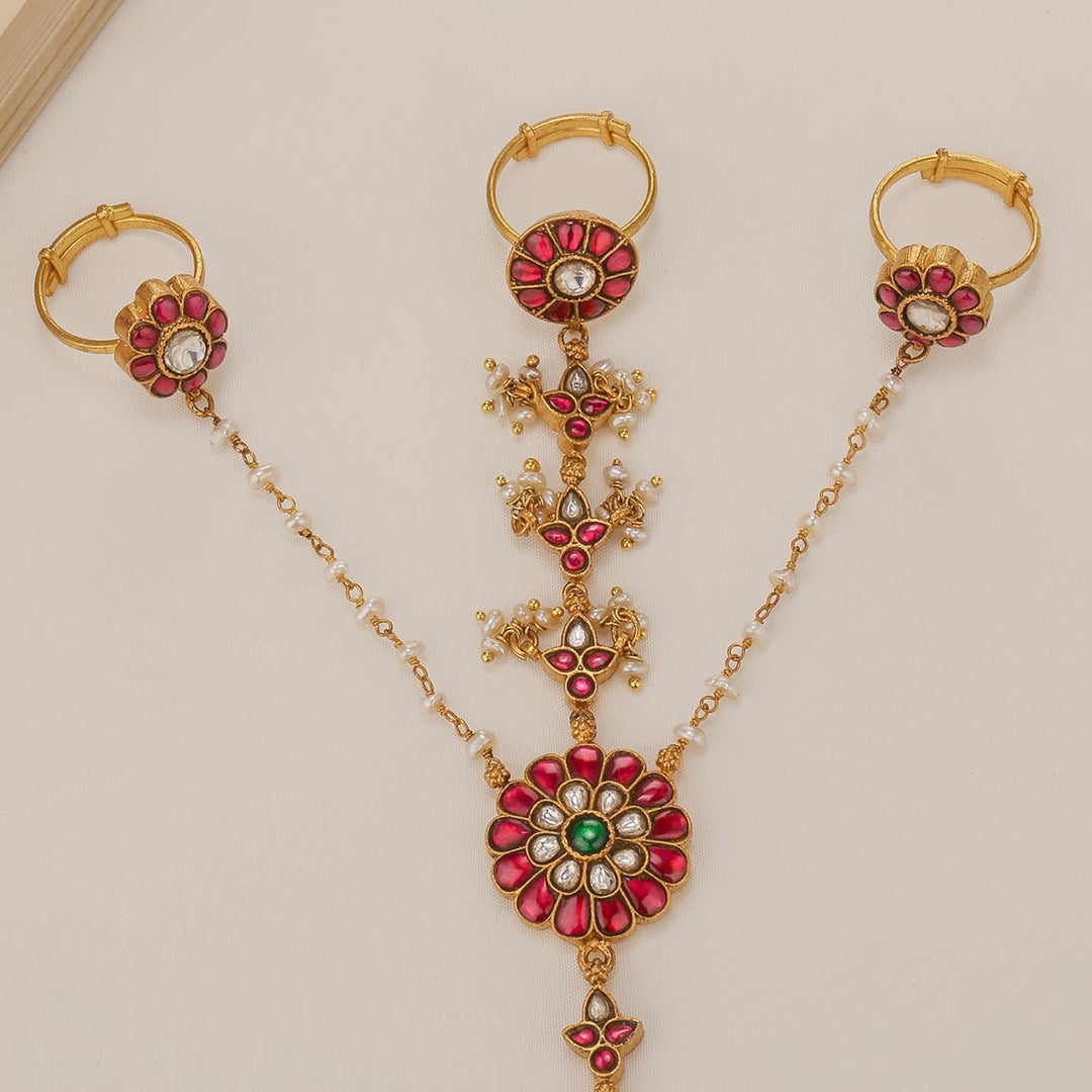 Stunning Bracelet With Ring