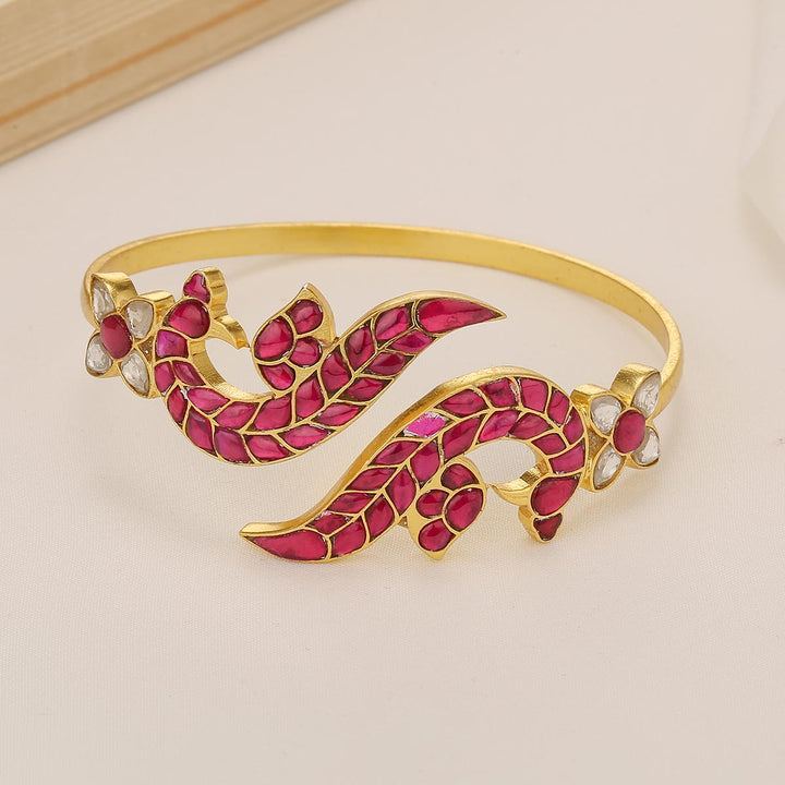 Unique Kundan Bracelet