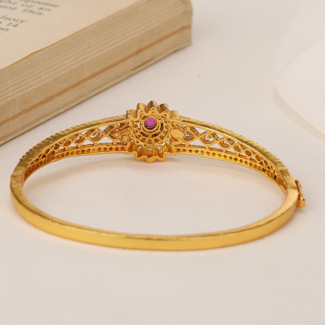 Ravithra Stone Bracelet