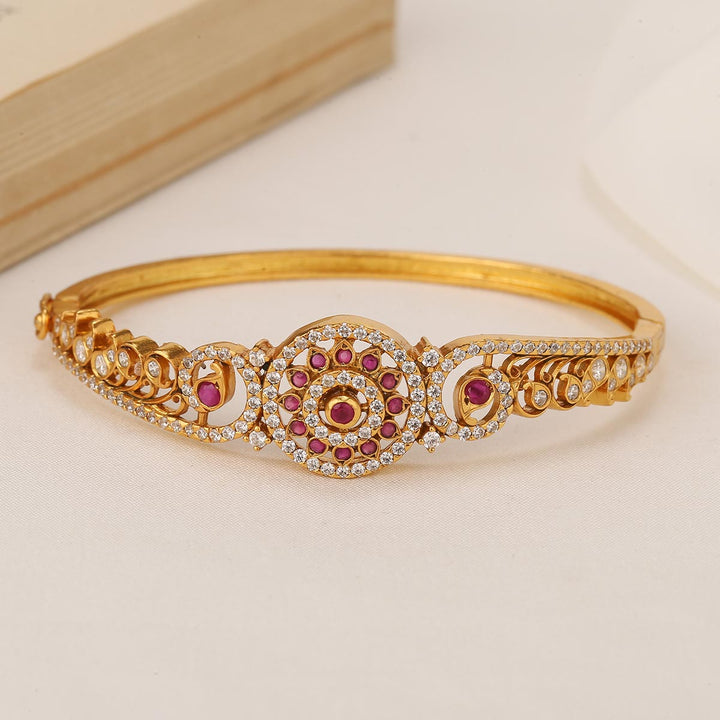 Liyantha Stone Bracelet