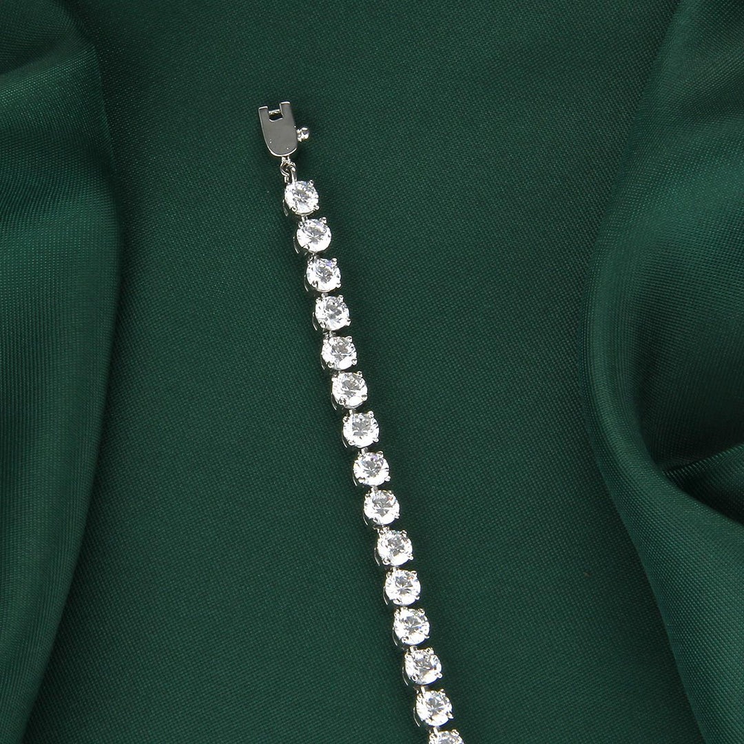 Kiora Chain Type Bracelet