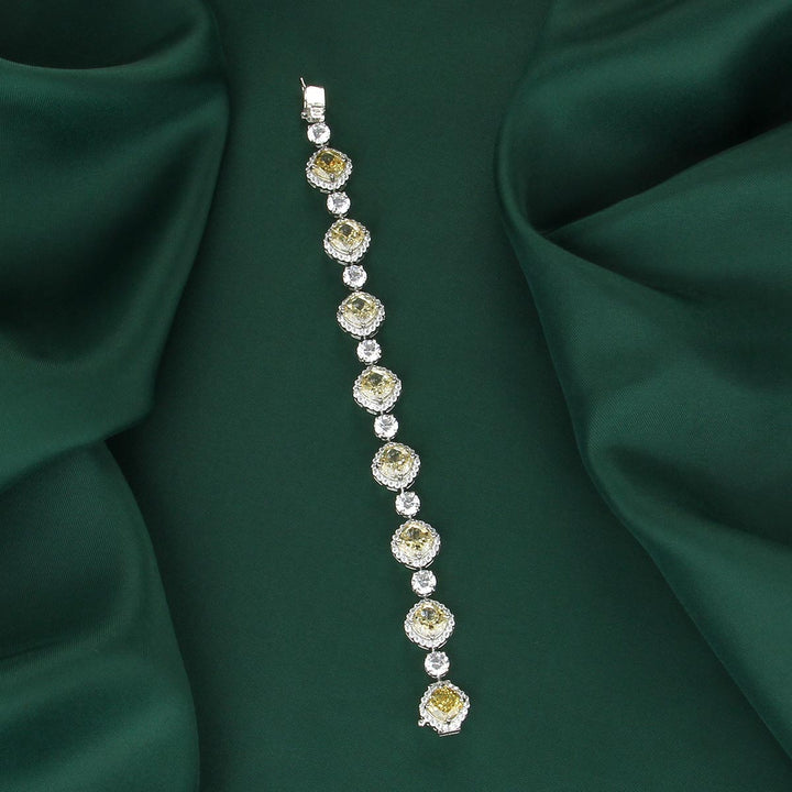 Eternal Spark Chain Type Bracelet