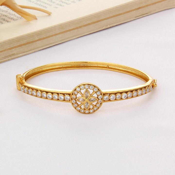 Aaradhya Stone Bracelet