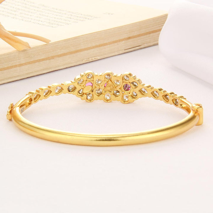 Pretty Floral Stone Bracelet