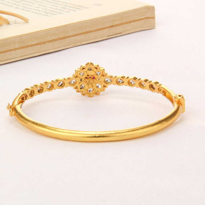 Pranthika Stone Bracelet