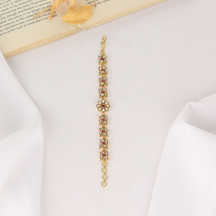 Bivathara Kundan Bracelet