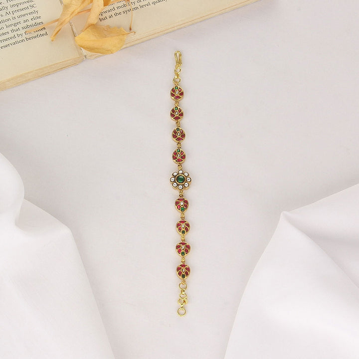 Priya Kundan Bracelet