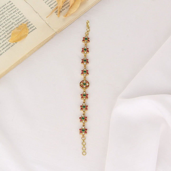 Yashiba Kundan Bracelet