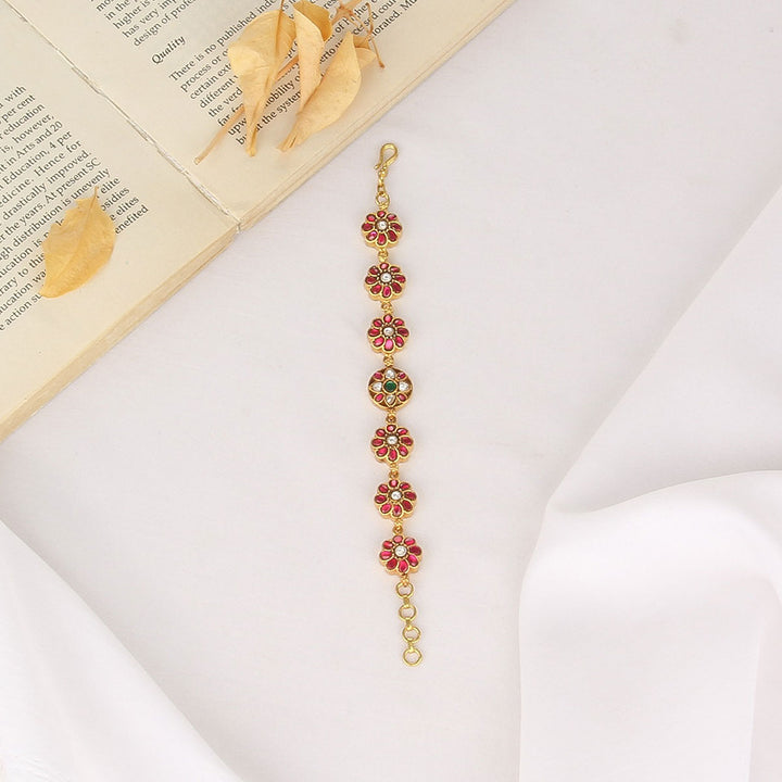 Sheshi Kundan Bracelet