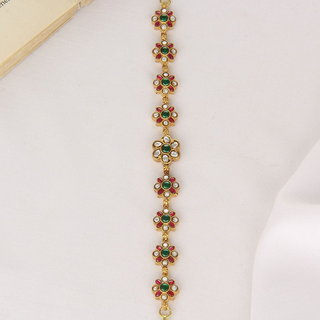 Shravya Kundan Bracelet