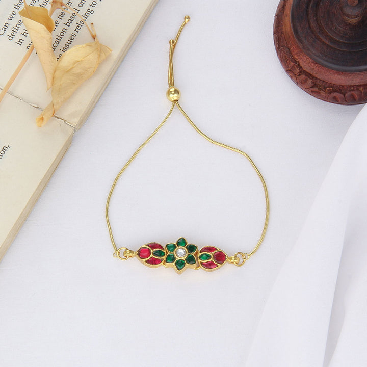 Dheeshikha Kundan Bracelet