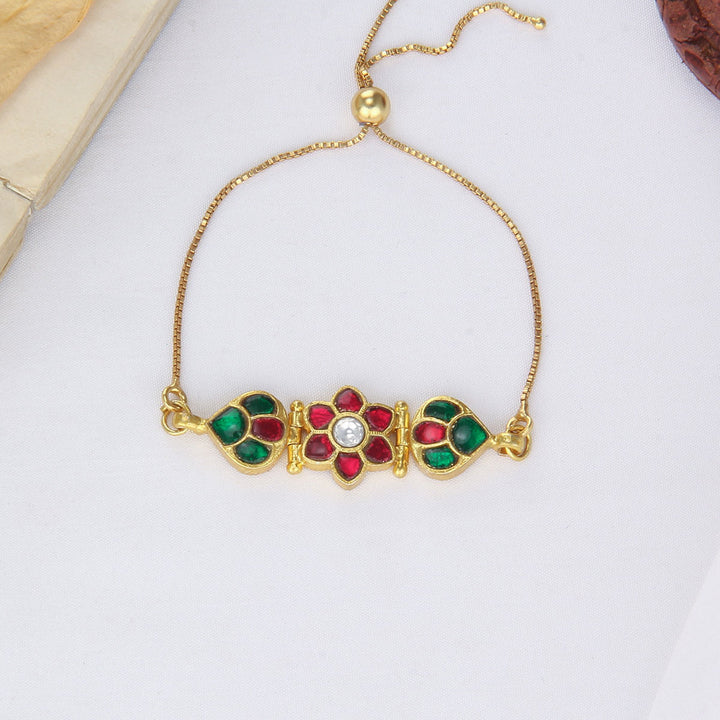 Vivethitha Kundan Bracelet