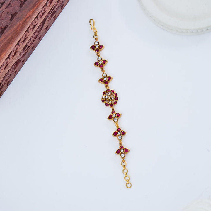 Riyara Kundan Bracelet