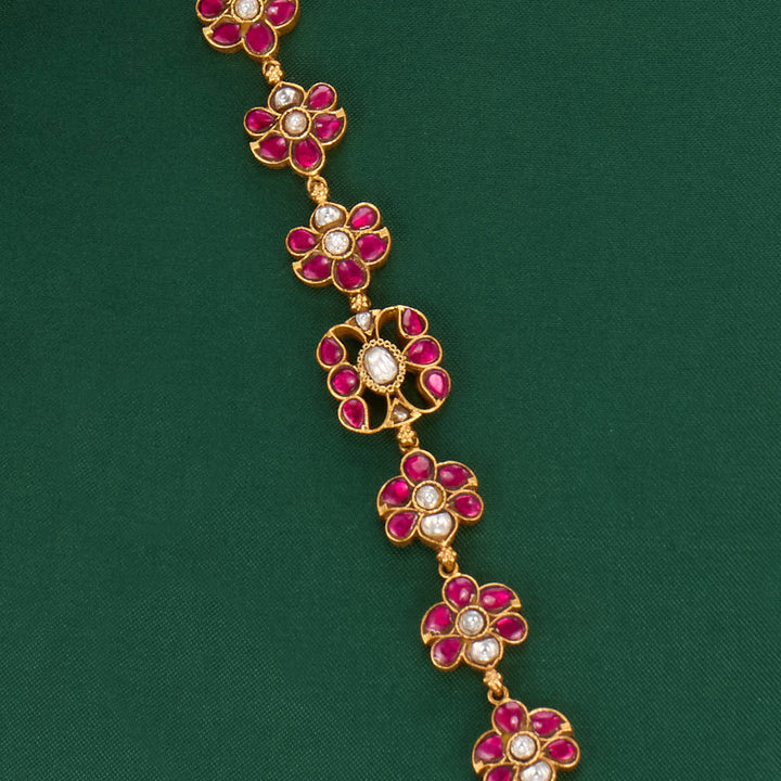 Royal shine Kundan Bracelet
