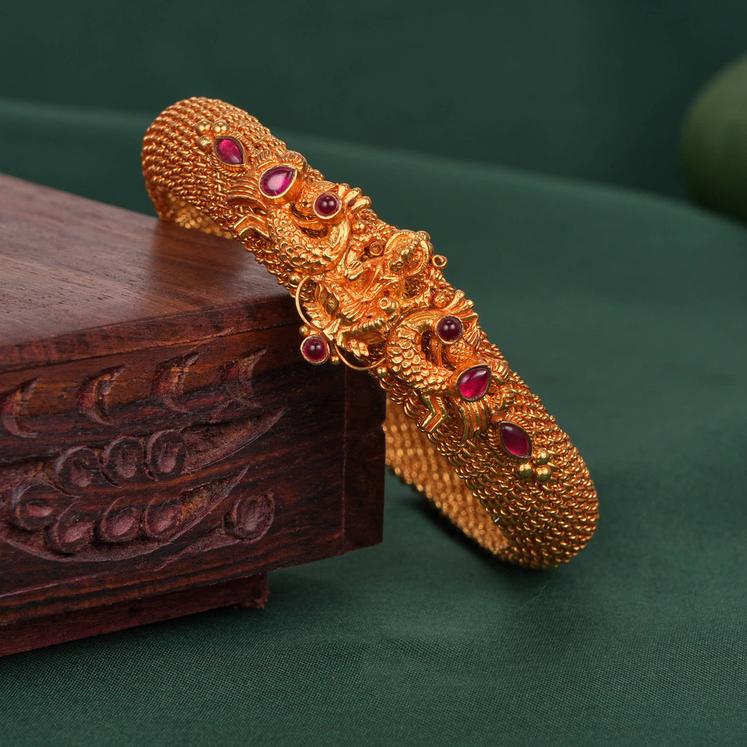 Royal Stone Bracelet