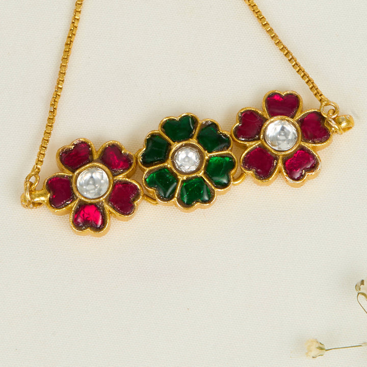 Kavisri Kundan Bracelet